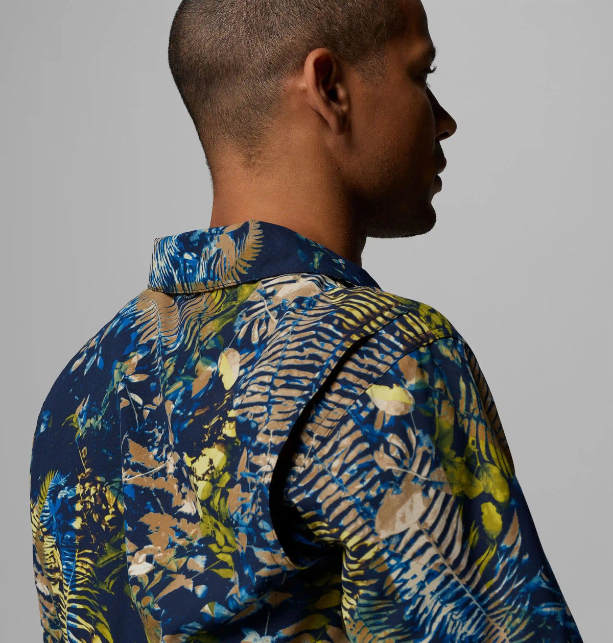 Men's Tech Trail Utility Printed Woven Short Sleeve Shirt