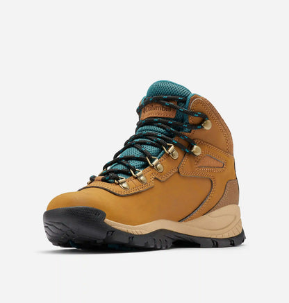 Women's Newton Ridge Plus Waterproof Hiking Boot - Wide