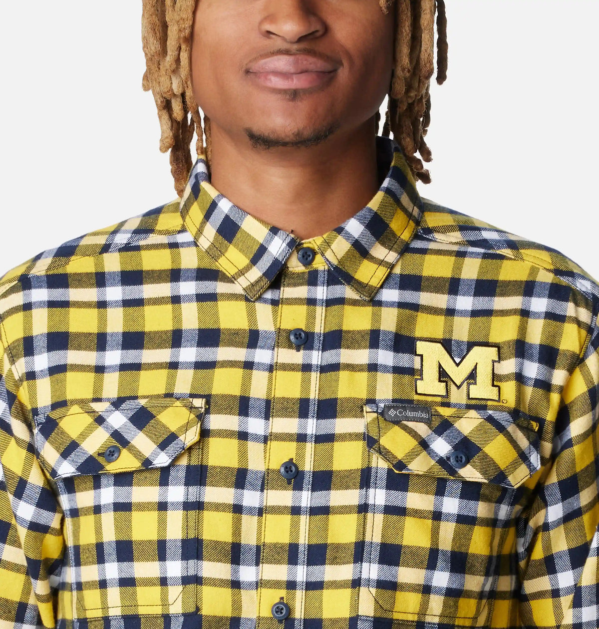 Men's Collegiate Flare Gun Flannel Long Sleeve Shirt - Michigan