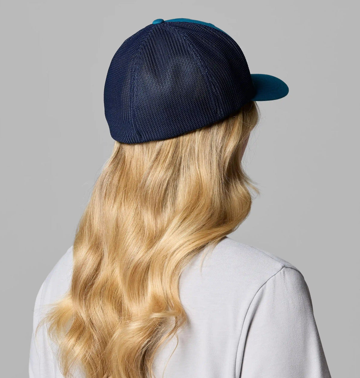 Columbia Mesh Tree Flag Ball Cap