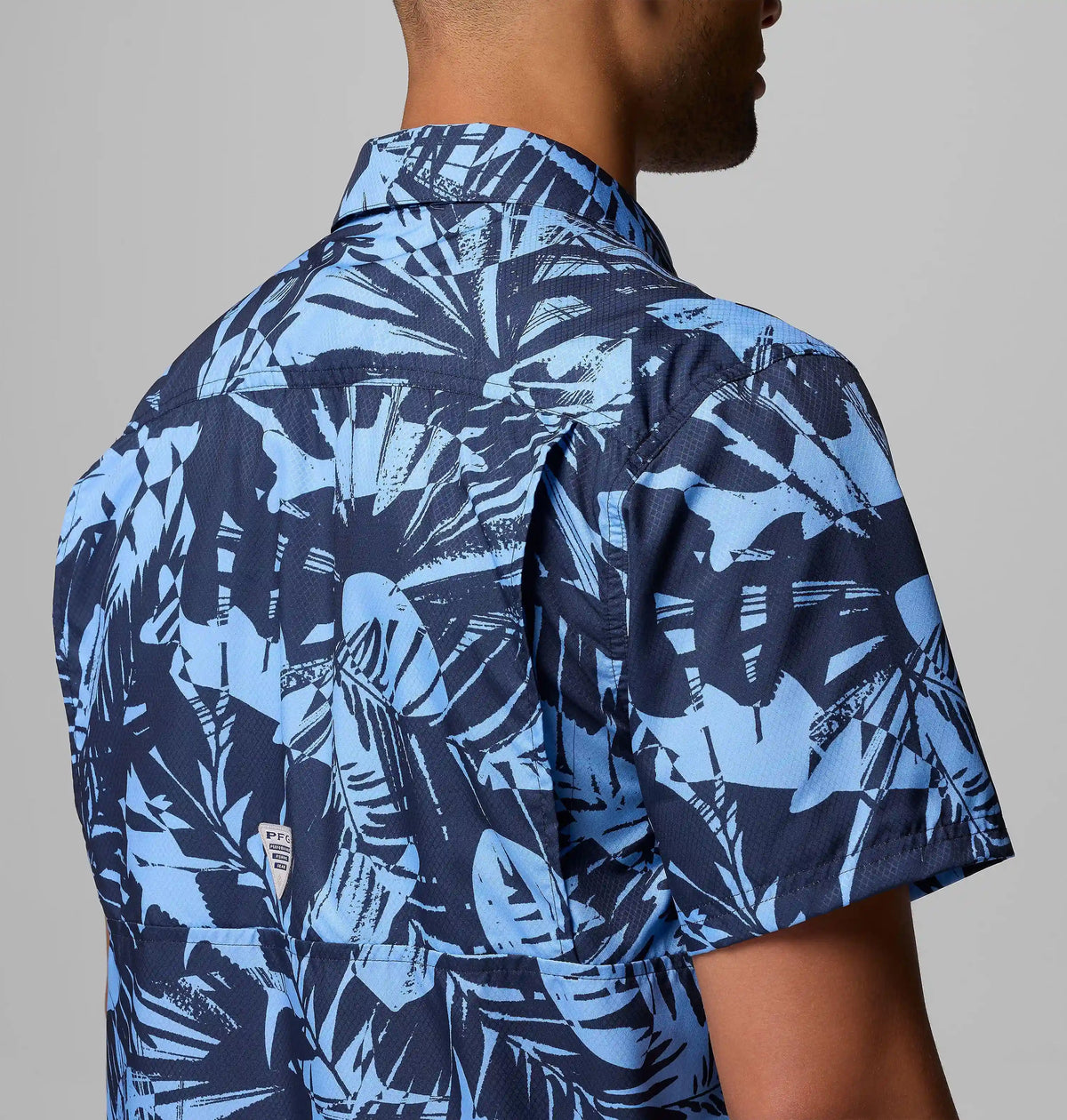 Men's Collegiate PFG Super Slack Tide Shirt - North Carolina