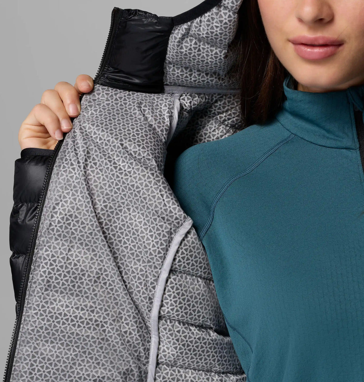 Women's Arctic Crest Down Hooded Jacket