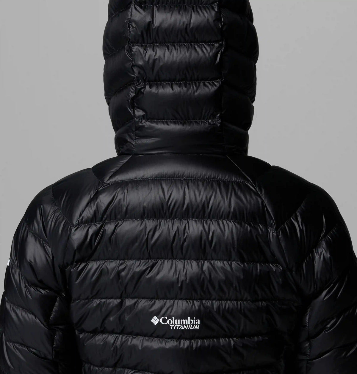 Women's Arctic Crest Down Hooded Jacket