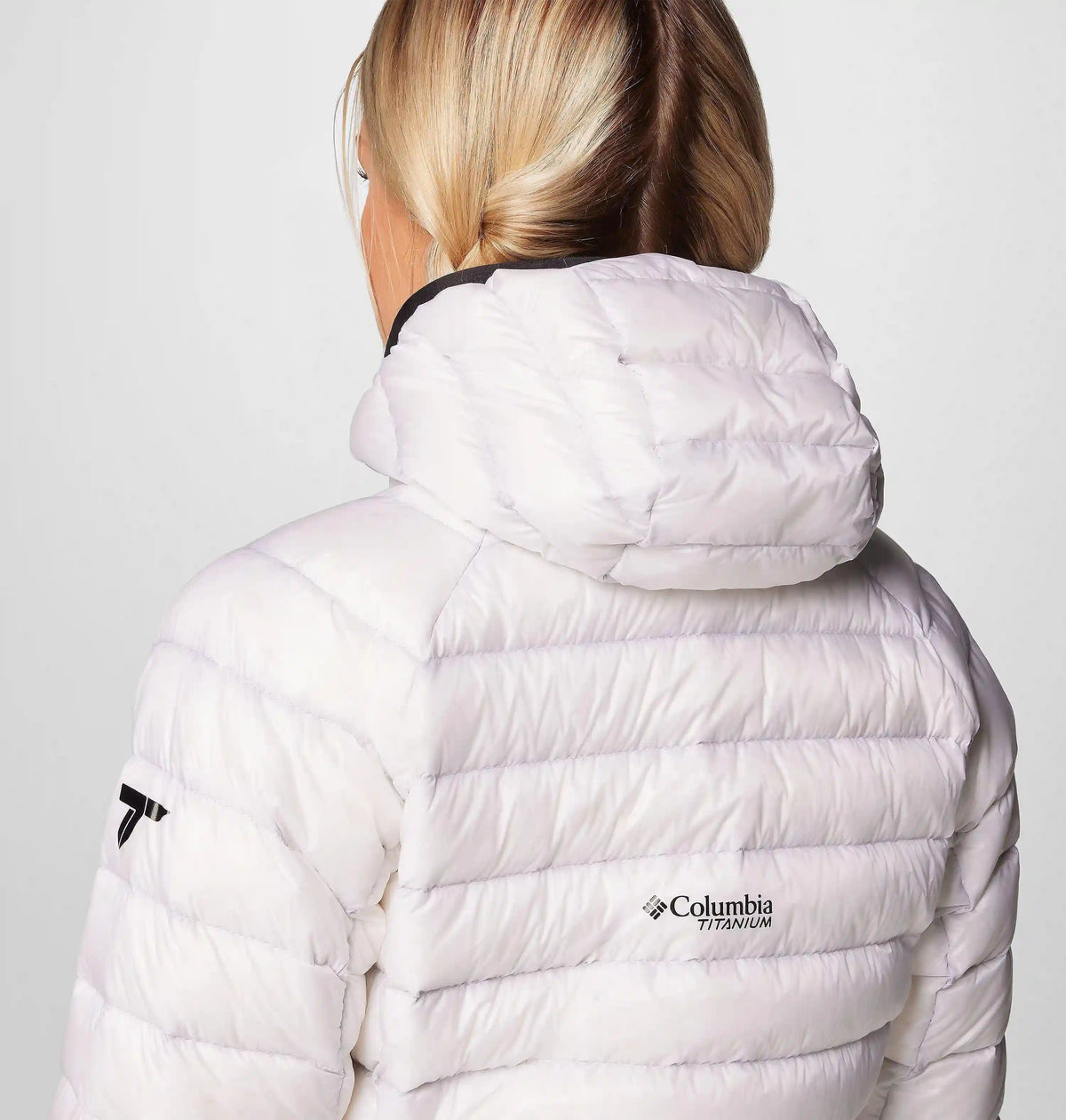 Women's Arctic Crest Down Hooded Jacket