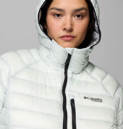 Women's Arctic Crest Down Hooded Jacket - Plus Size