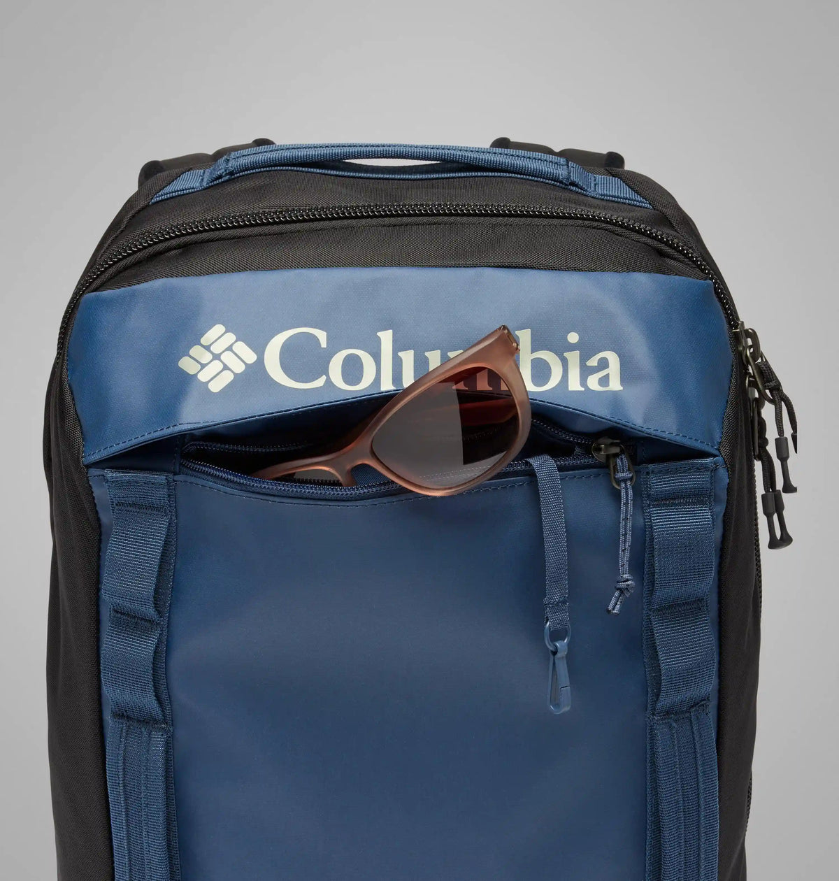 Landroamer 32L Travel Backpack