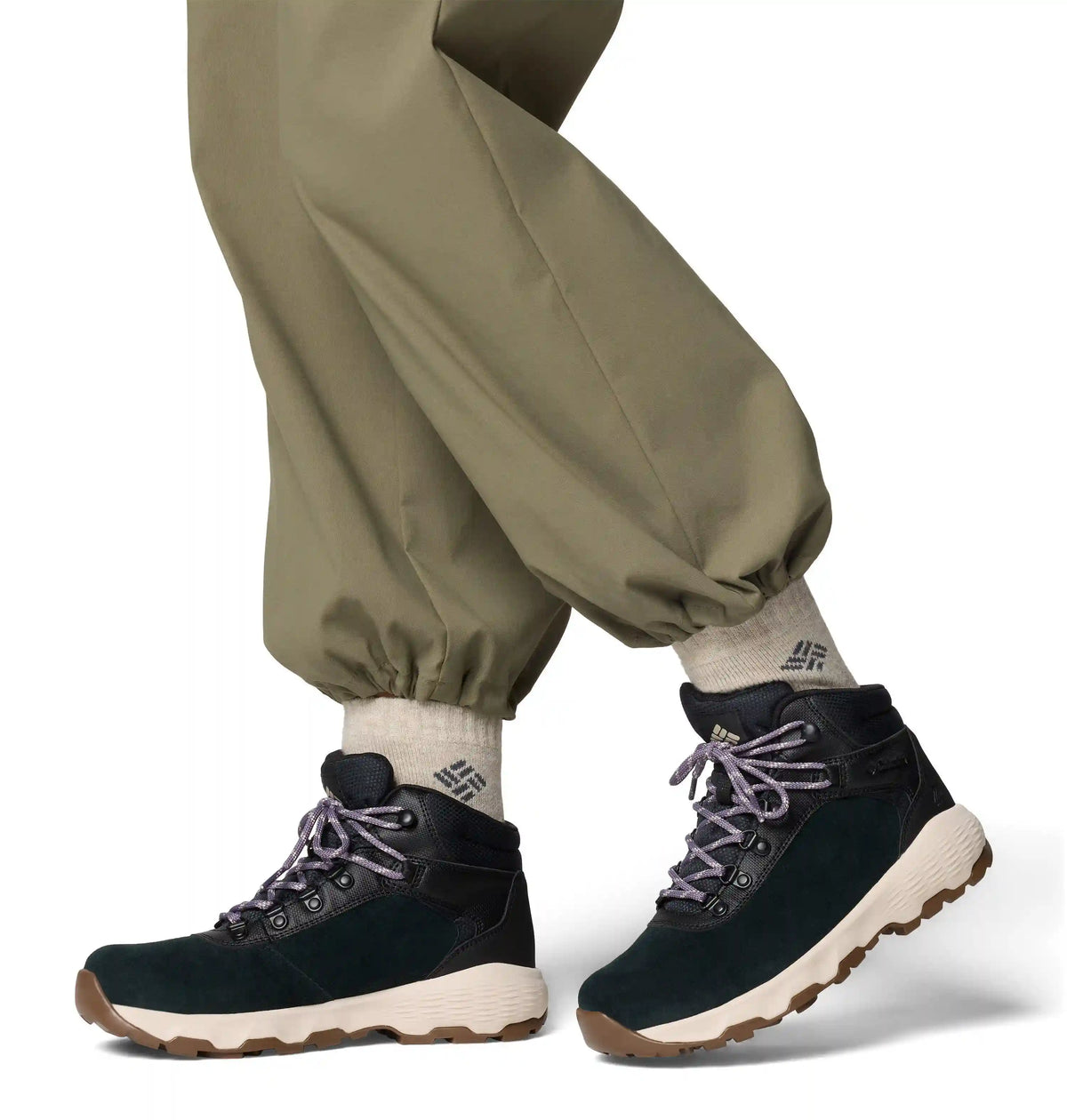 Women's Newton Wander Boot - Wide