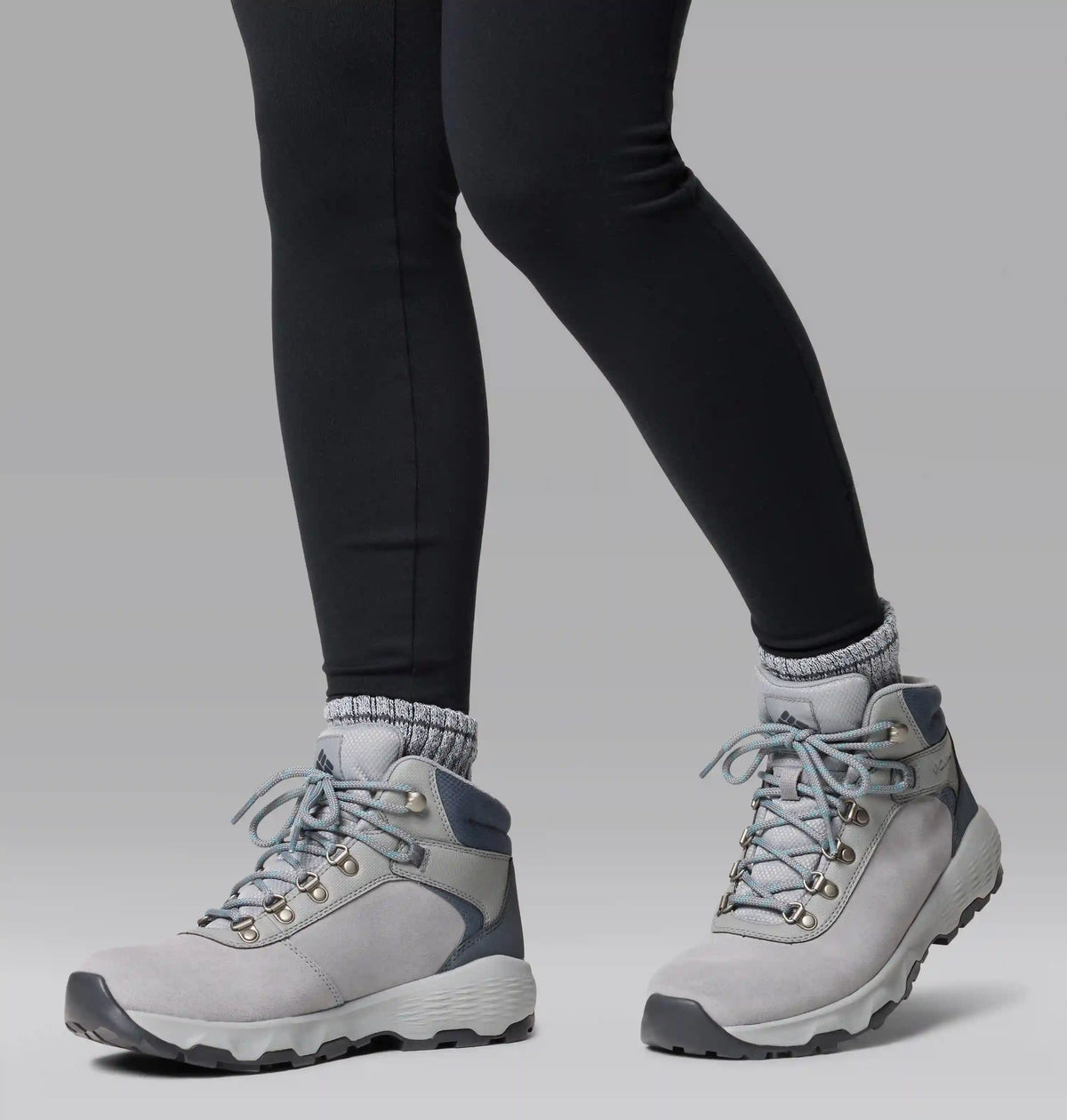 Women's Newton Wander Boot - Wide