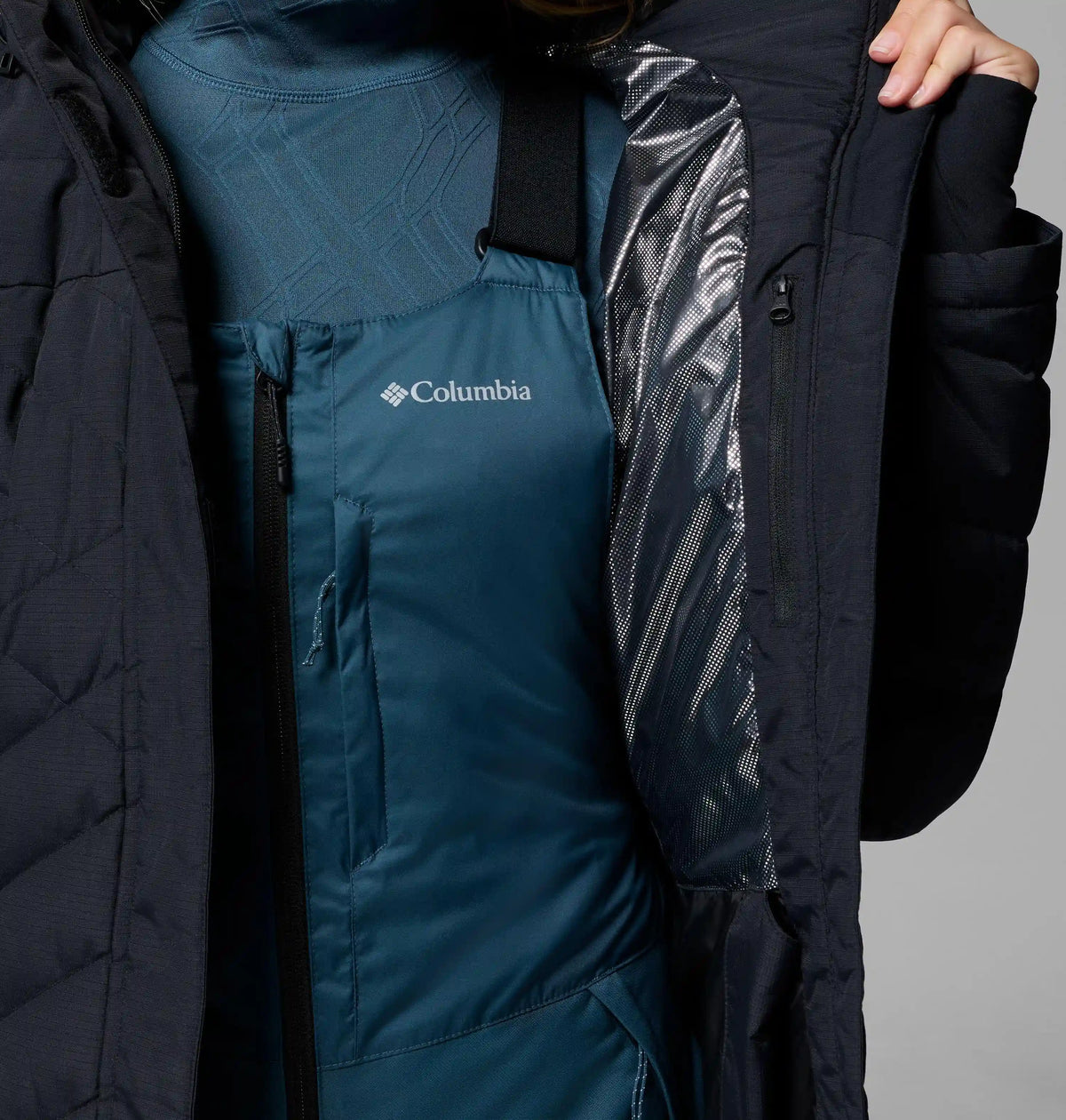 Women's Lay D Down V Jacket