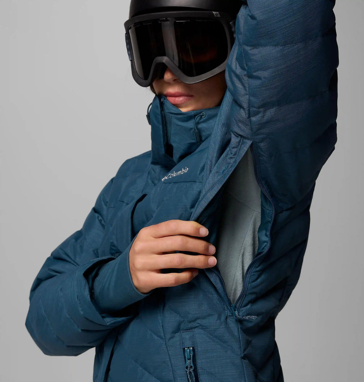 Women's Lay D Down V Jacket