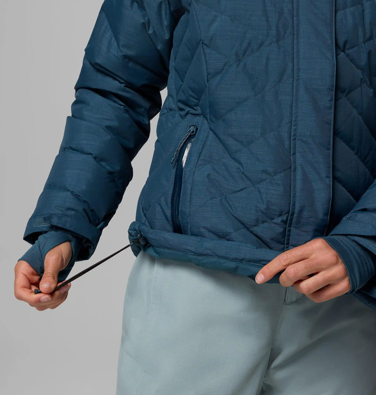Women's Lay D Down V Jacket