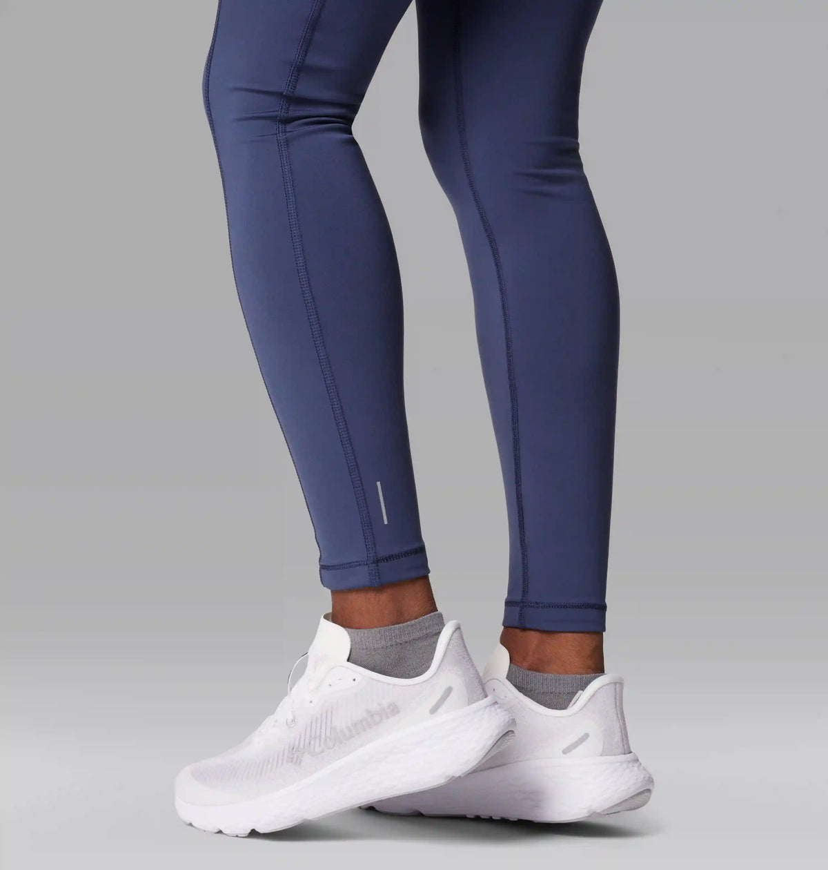 Women's Konos Featherweight Shoe