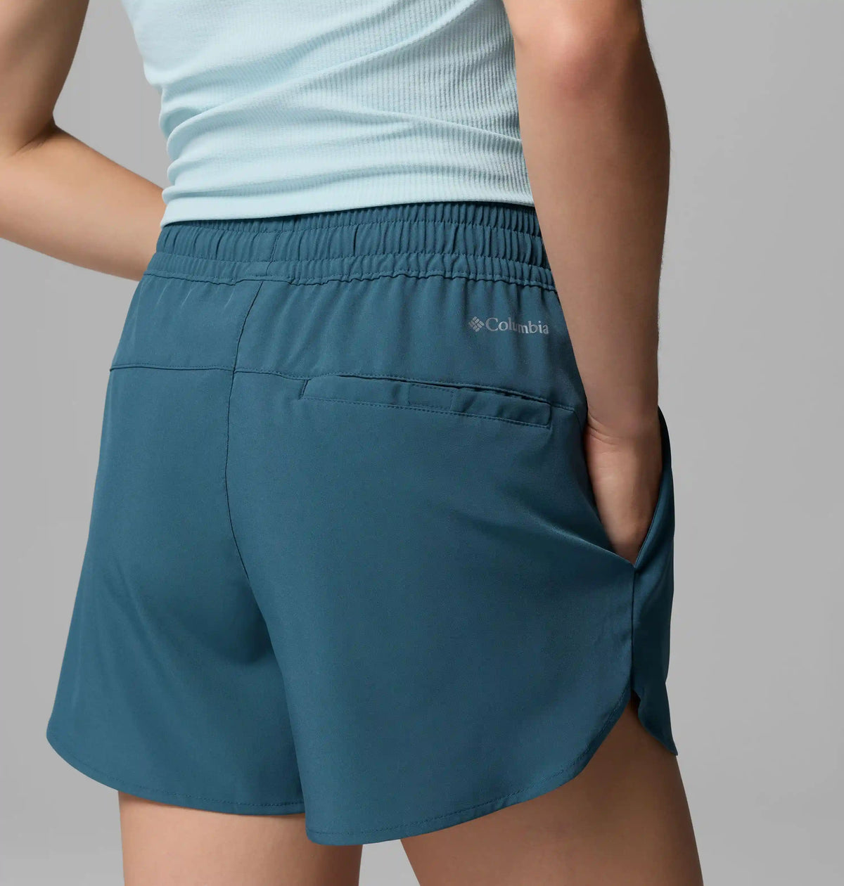 Women's Vital Valley Shorts