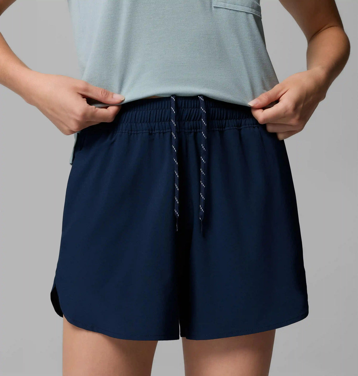 Women's Vital Valley Shorts