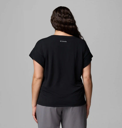 Women's Daniela Falls V-Neck Short Sleeve Tee - Plus Size