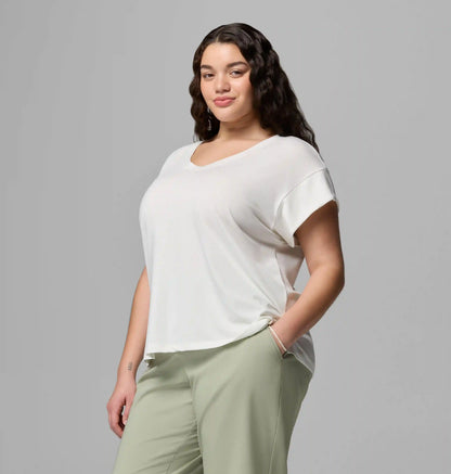 Women's Daniela Falls V-Neck Short Sleeve Tee - Plus Size