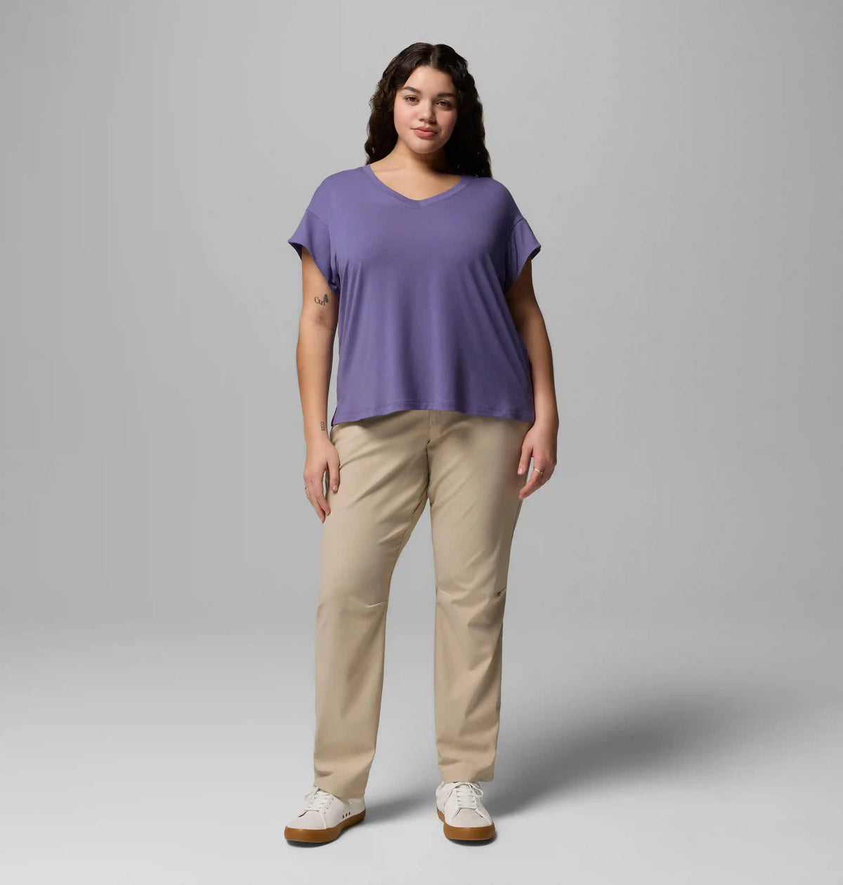 Women's Daniela Falls V-Neck Short Sleeve Tee - Plus Size