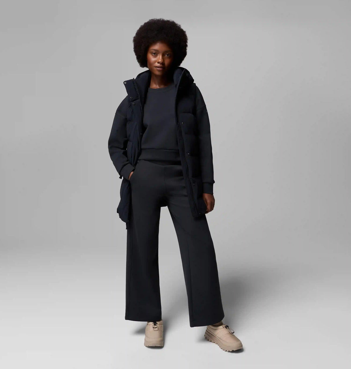 Women's Amaze Puff Mid Hooded Vest