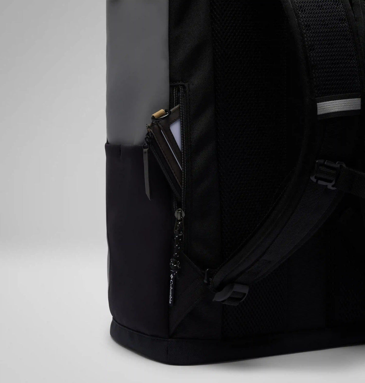 Flawless Advance 33L Backpack