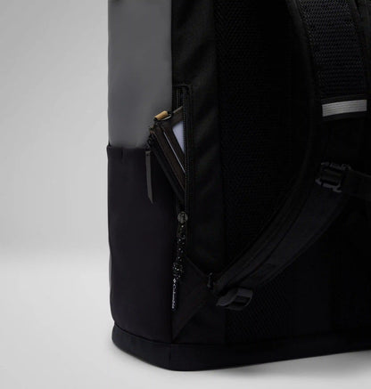 Flawless Advance 33L Backpack