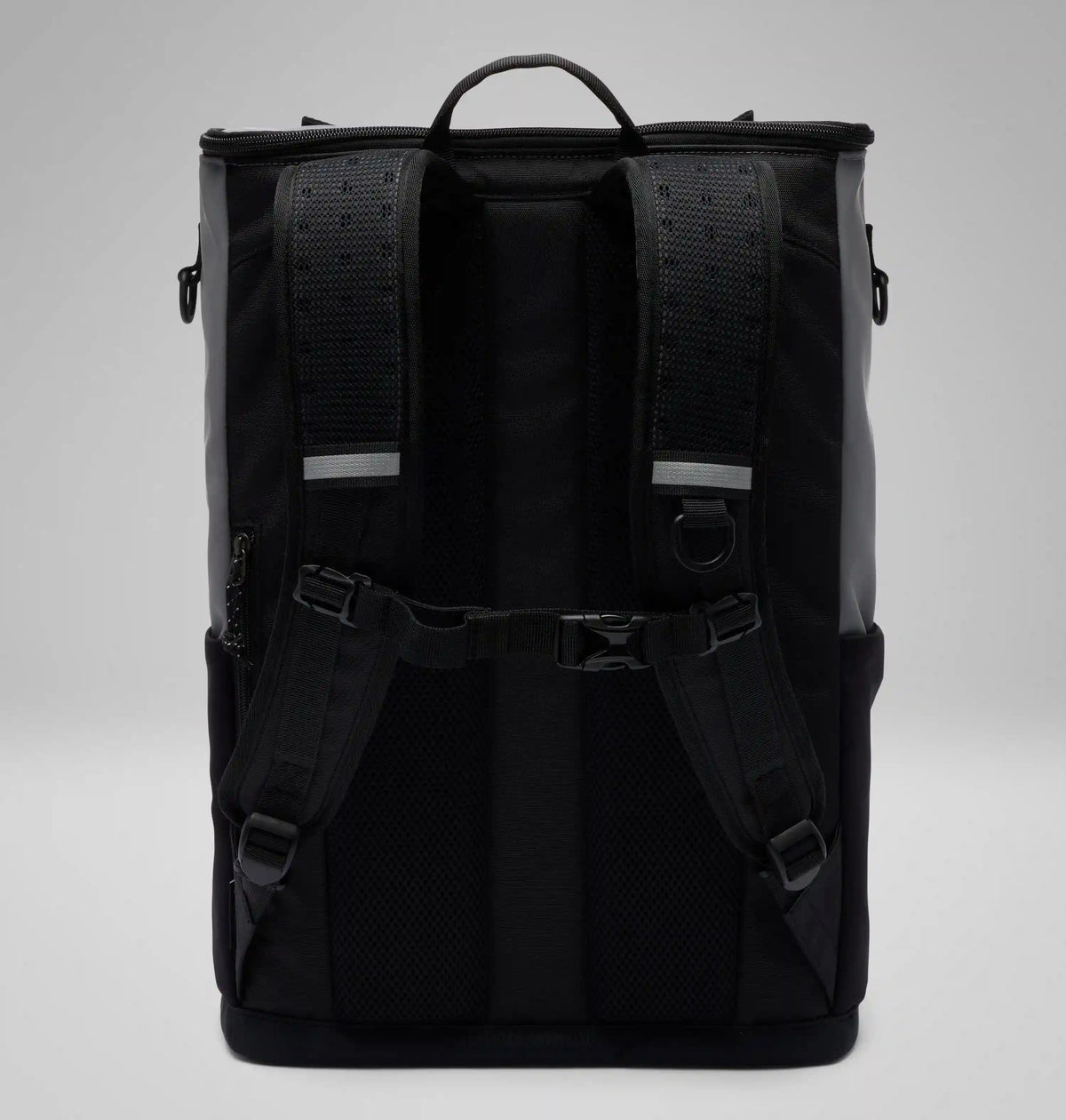 Flawless Advance 33L Backpack