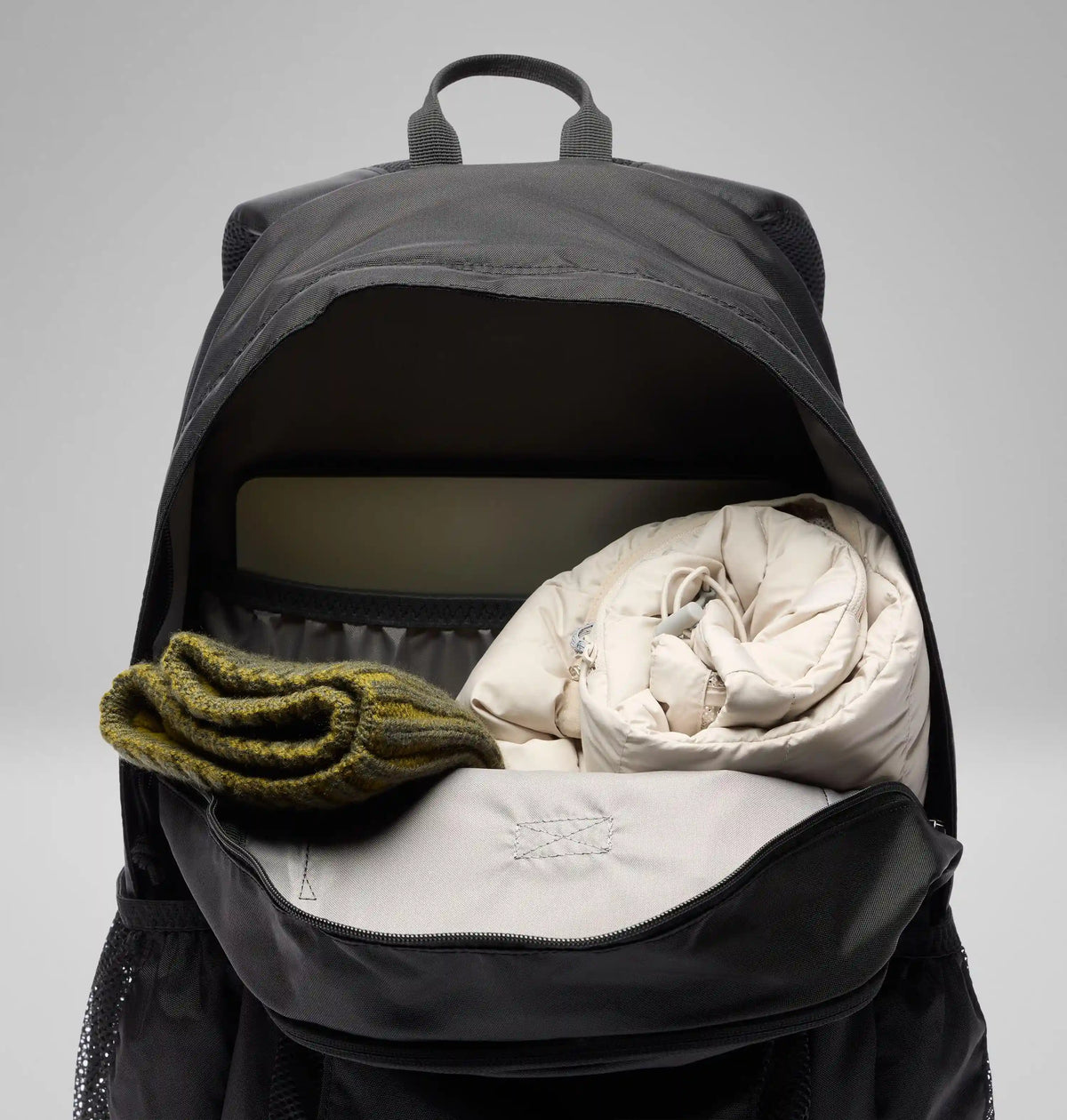 Castle Crest 25L Backpack