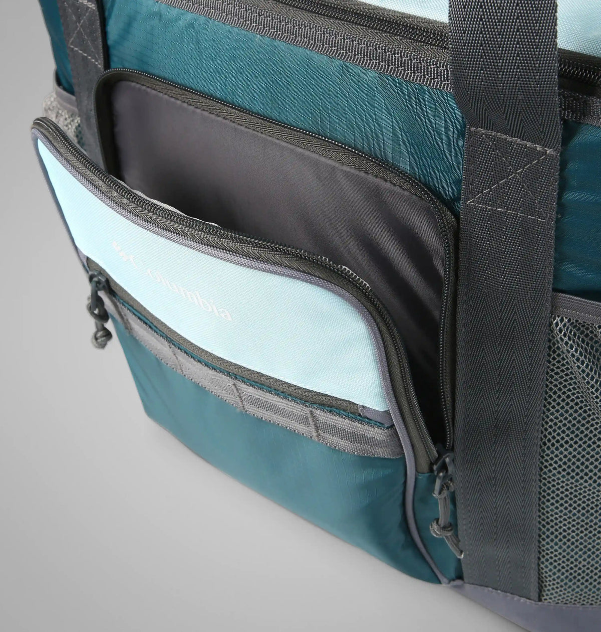 Columbia Tote Backpack Cooler – 30-Can Capacity