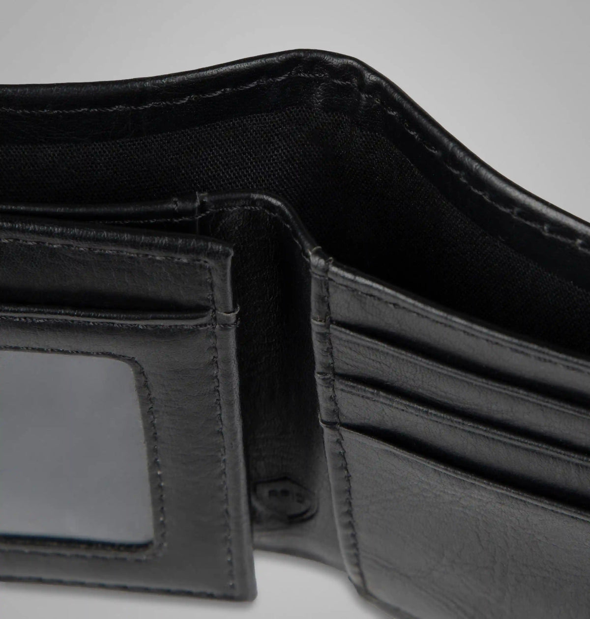 Wilkes Traveler RFID Wallet